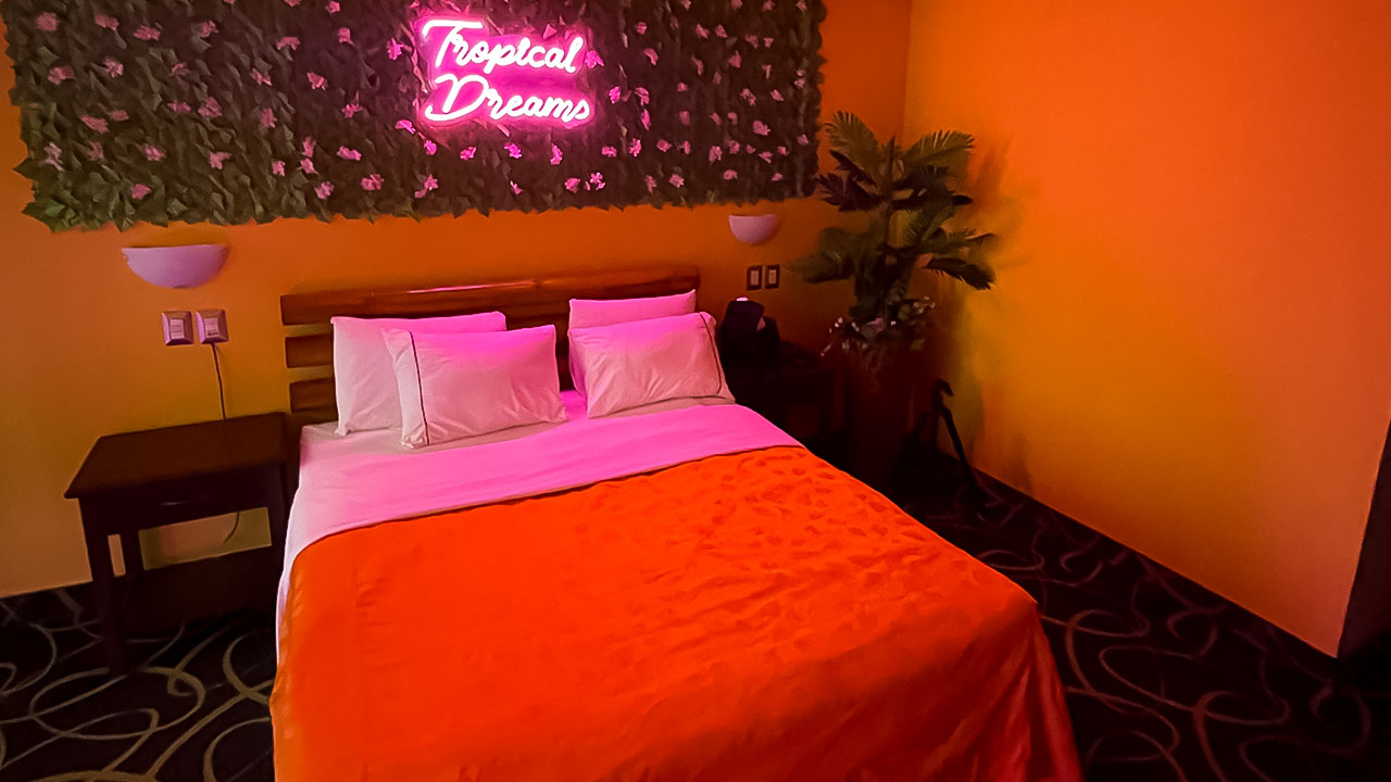 Tropical Dreams Hotel Wimbledon